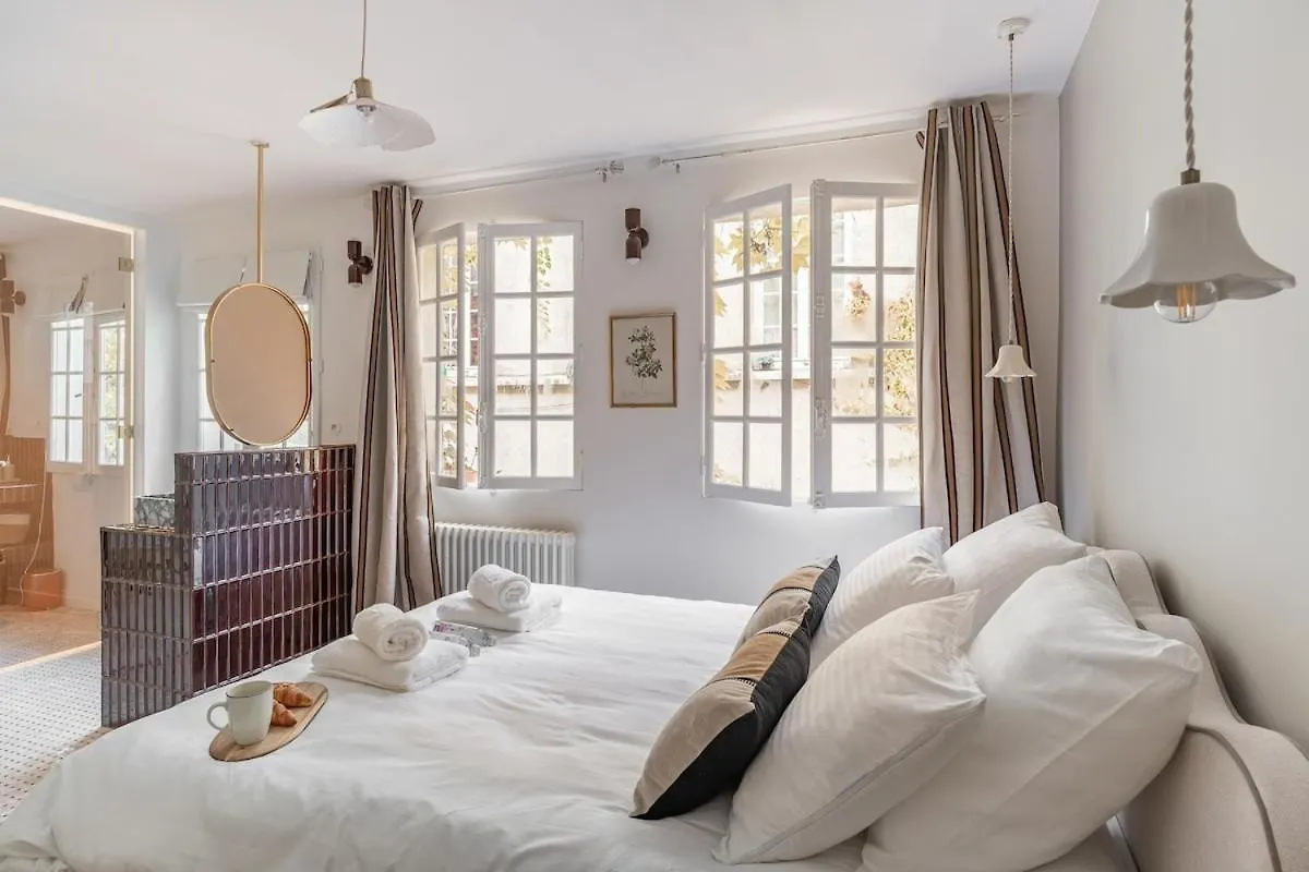 Parisian Duplex In Marais With Sauna 0*, Paris France
