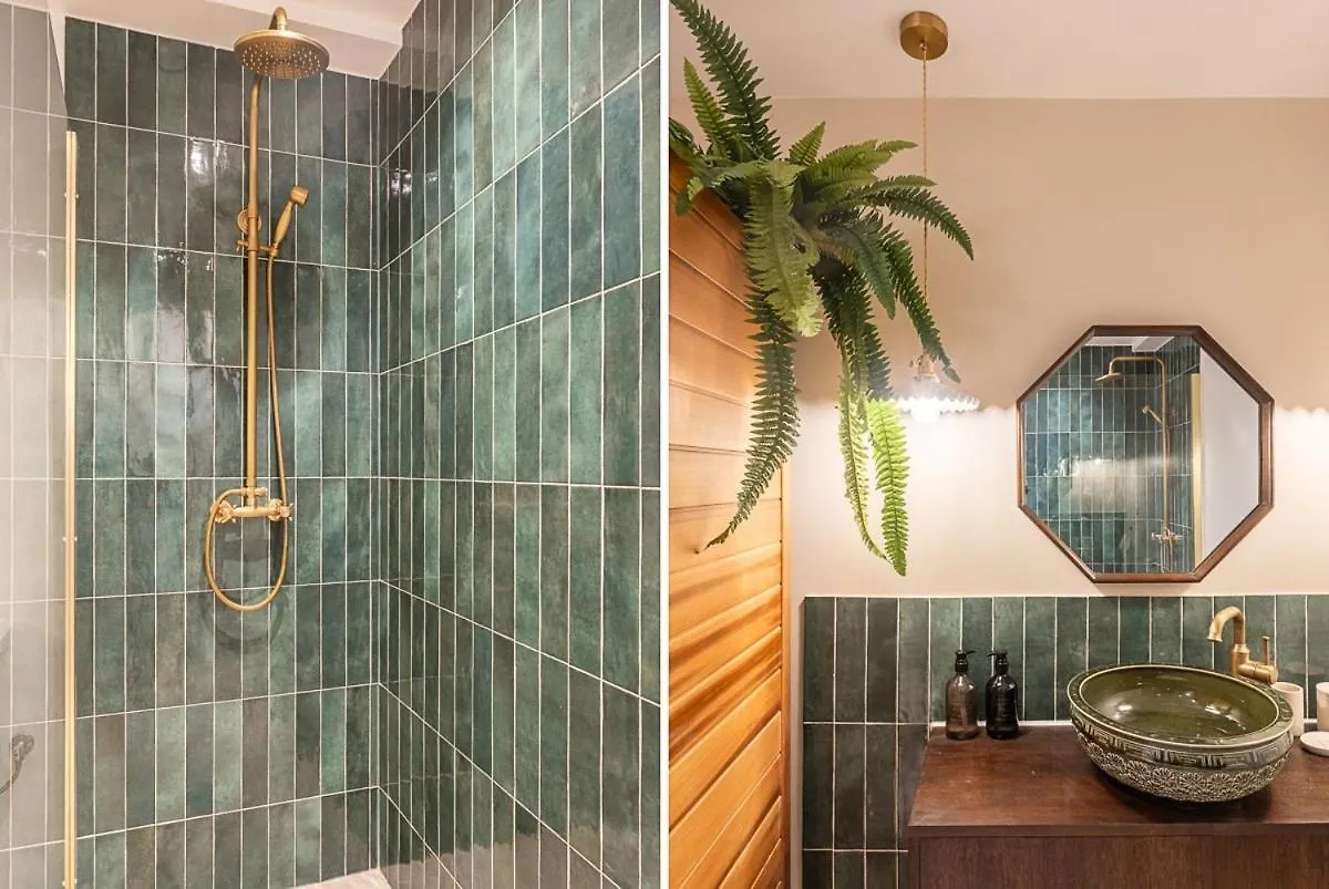 Apartment Parisian Duplex In Marais With Sauna